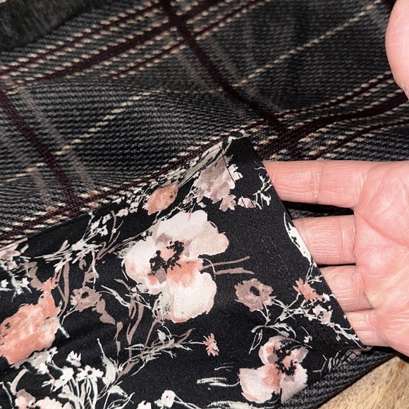 Egy California Mixed Media Open Front Cardigan - Picture 10 of 12